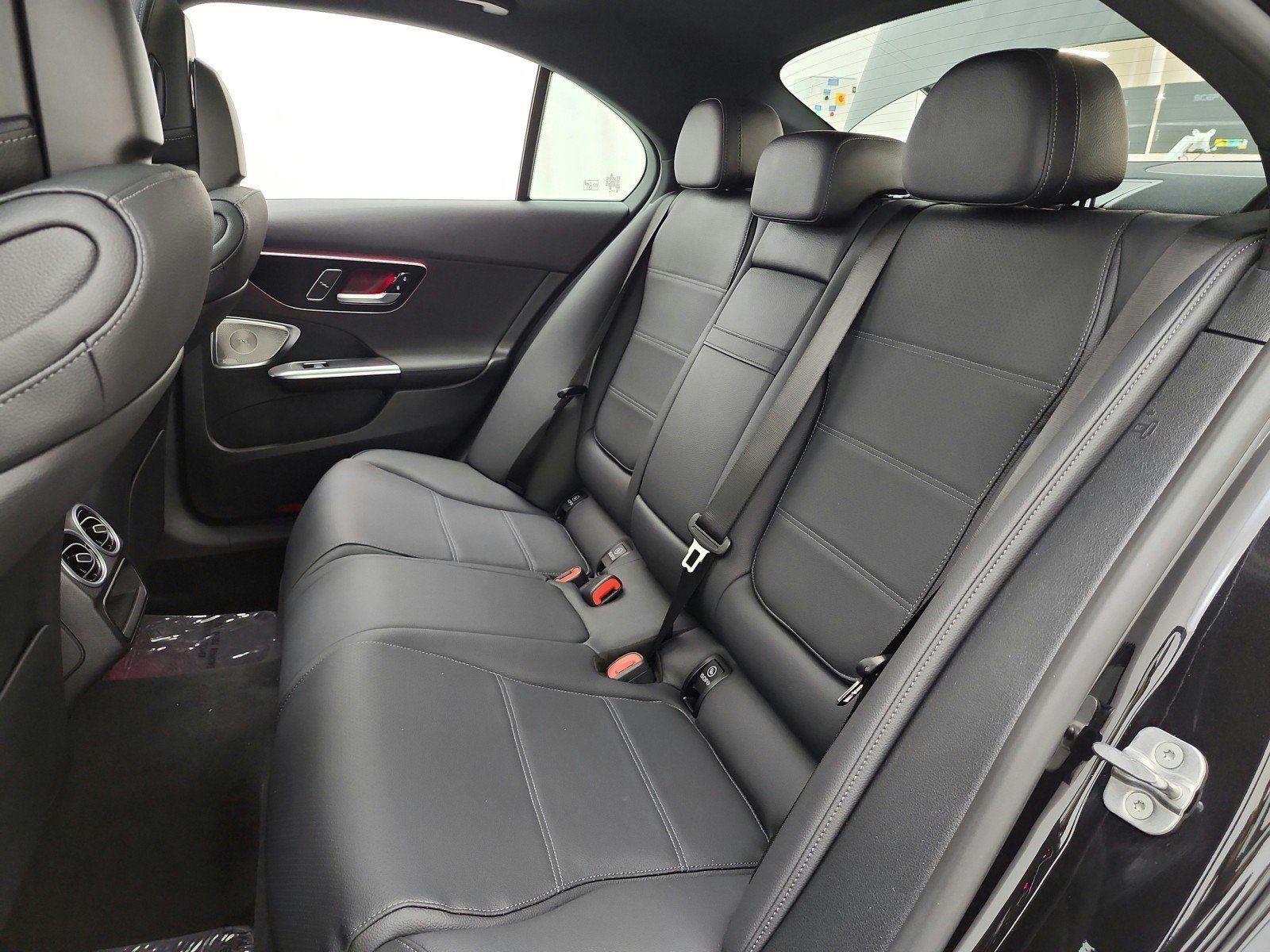 Used 2024 Mercedes-Benz C 300 Sedan image 15