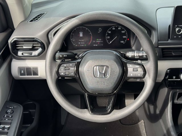 Certified 2023 Honda Pilot LX image 13