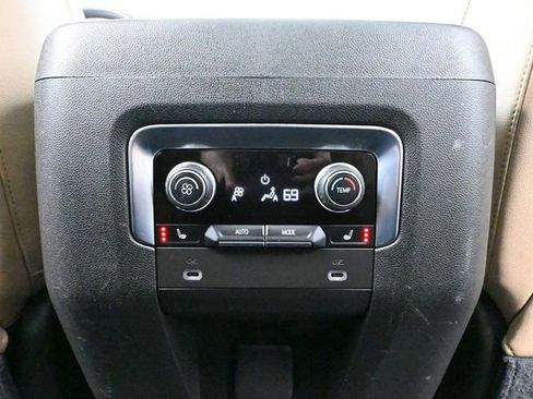 Used 2021 Chevrolet Tahoe Premier w/ Premium Package image 49