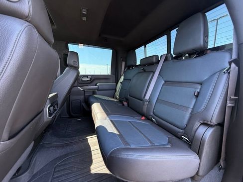 Used 2022 GMC Sierra 3500 Denali w/ Denali Ultimate Package AWD/4WD image 24