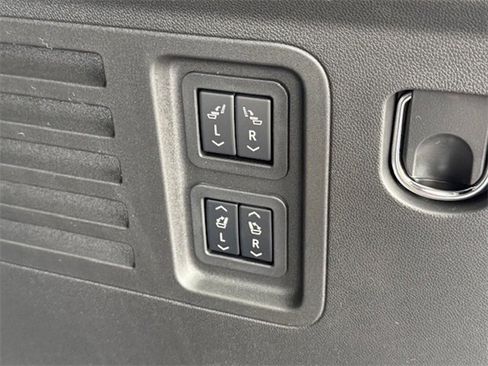 New 2025 Buick Enclave Sport Touring w/ Power Package image 38