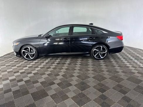 Used 2019 Honda Accord Sport image 10