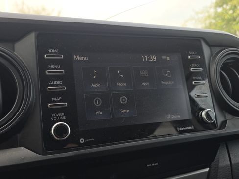 Used 2022 Toyota Tacoma SR w/ SR Convenience Package RWD image 18