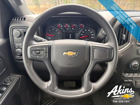 Used 2025 Chevrolet Silverado 2500 Custom w/ Custom Value Package image 23