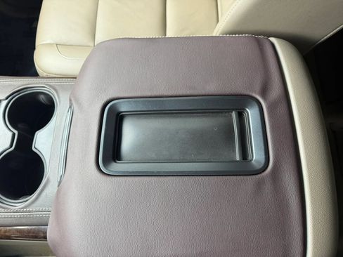 Used 2018 Chevrolet Tahoe LT AWD/4WD image 30