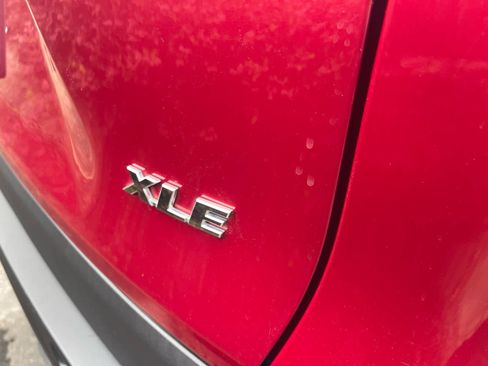 Used 2023 Toyota RAV4 XLE FWD image 5