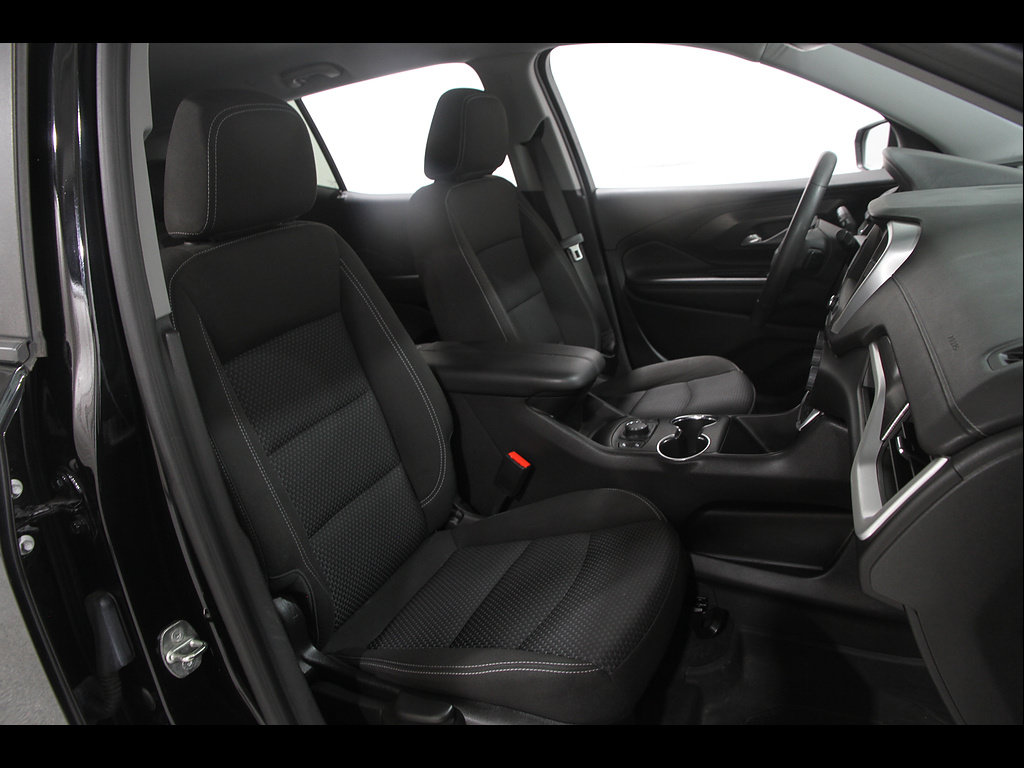 Used 2023 GMC Terrain SLE w/ Driver Convenience Package FWD image 16