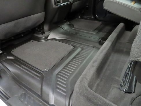 Used 2024 GMC Sierra 1500 AT4 w/ Technology Package image 74