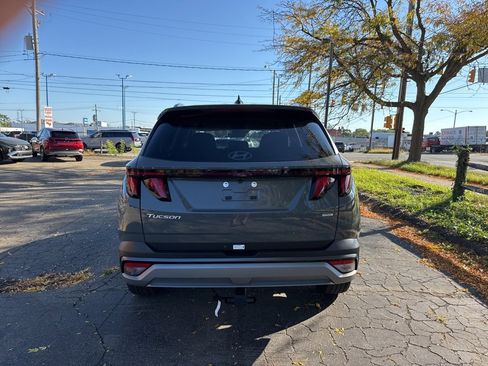 New 2026 Hyundai Tucson SEL image 6