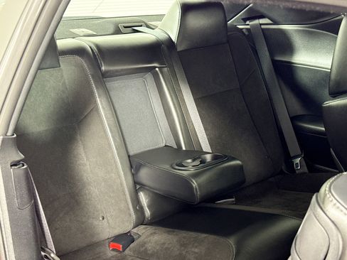 Used 2016 Dodge Challenger R/T Scat Pack w/ Leather Interior Group image 41