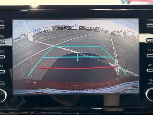 Certified 2020 Toyota Corolla LE image 36