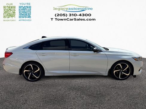 Used 2022 Honda Accord Sport image 3
