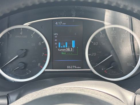 Used 2019 Nissan Sentra SV FWD image 16