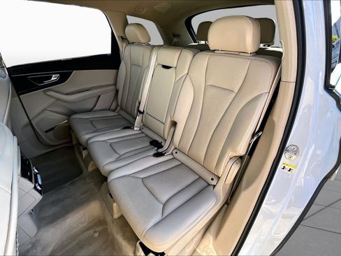 Used 2019 Audi Q7 3.0T Prestige AWD/4WD image 20