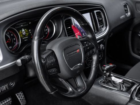 Used 2019 Dodge Charger Scat Pack RWD image 19