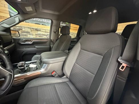 Used 2023 Chevrolet Silverado 1500 LT Trail Boss w/ Protection Package AWD/4WD image 12