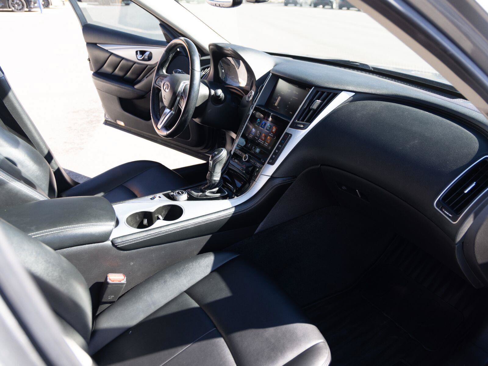Used 2021 INFINITI Q50 Luxe w/ Cargo Package AWD/4WD image 21