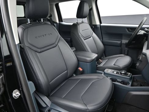 New 2025 Ford Maverick Lariat w/ Black Appearance Package AWD/4WD image 30