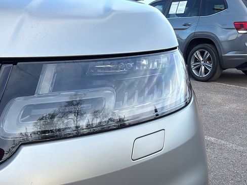 Used 2021 Land Rover Range Rover Sport HST image 9