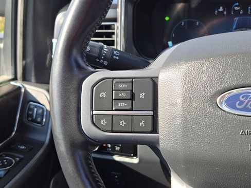 Used 2023 Ford F250 Lariat w/ Sport Appearance Package image 28