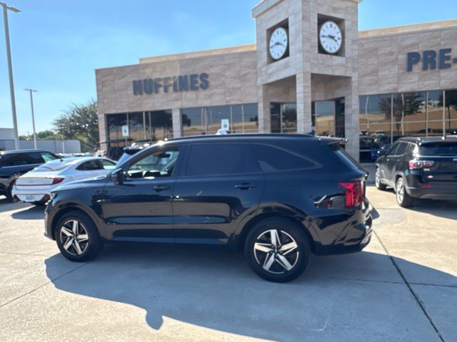 Used 2023 Kia Sorento EX FWD image 2