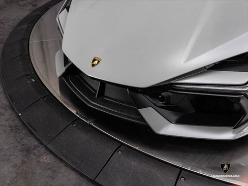 Used 2024 Lamborghini Revuelto AWD/4WD image 6