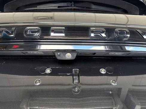 Used 2021 Land Rover Range Rover Evoque R-Dynamic SE AWD/4WD image 17