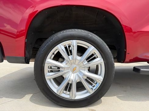 Used 2023 Chevrolet Silverado 1500 High Country w/ High Country Premium Package AWD/4WD image 57
