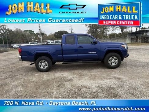 Used 2023 Toyota Tacoma SR5 image 13