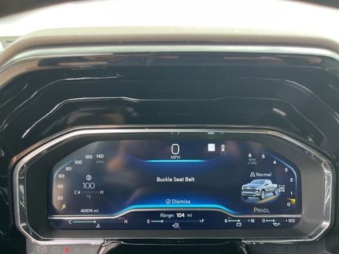 Used 2022 Chevrolet Silverado 1500 LT AWD/4WD image 22