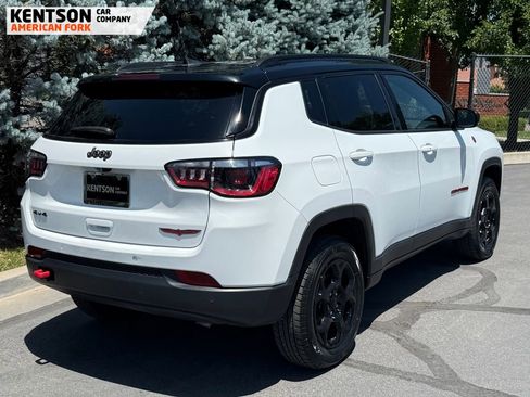 Used 2023 Jeep Compass Trailhawk image 9