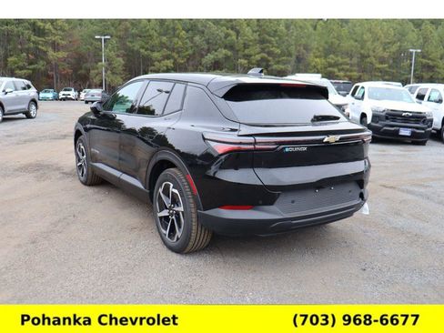 New 2026 Chevrolet Equinox EV LT image 5