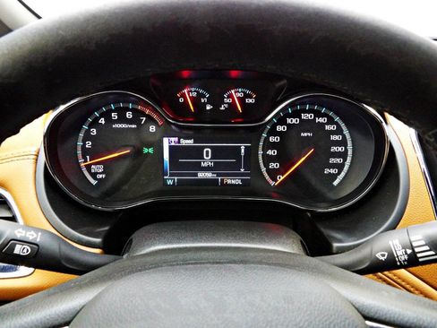 Used 2016 Chevrolet Cruze Premier w/ Premier True North Edition FWD image 15