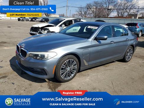 Used 2018 BMW 530e RWD image 1