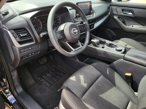 Used 2024 Nissan Rogue SV AWD/4WD image 23