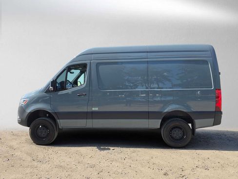 Used 2026 Mercedes-Benz Sprinter 2500 image 6