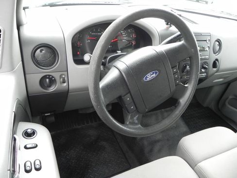 Used 2008 Ford F150 XL image 9
