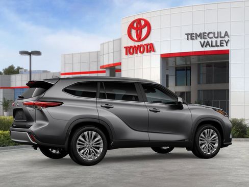 New 2026 Toyota Highlander Platinum AWD/4WD image 13