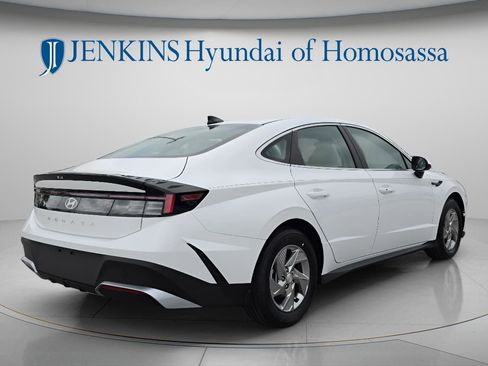New 2026 Hyundai Sonata SE FWD image 4