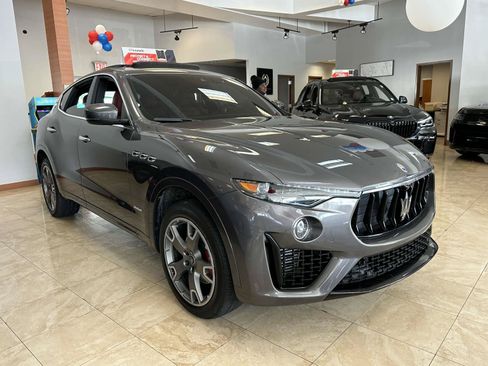 Used 2020 Maserati Levante GranSport AWD/4WD image 2