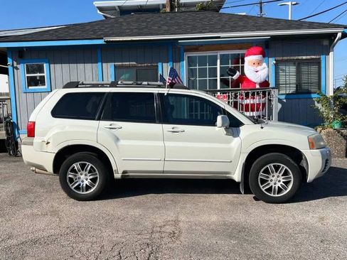 Used 2004 Mitsubishi Endeavor Limited image 5