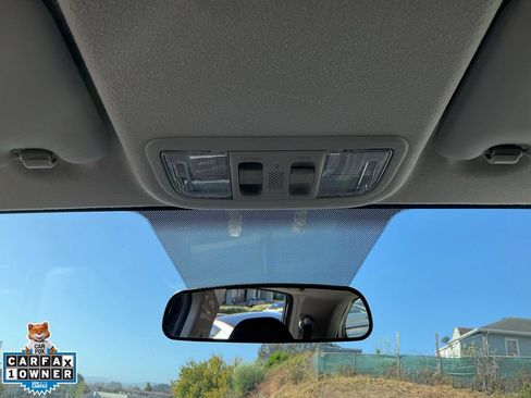 Used 2016 Honda Fit EX image 40