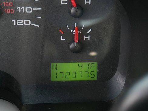 Used 2007 Ford F150 XLT image 26