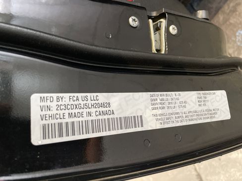 Used 2020 Dodge Charger Scat Pack RWD image 40