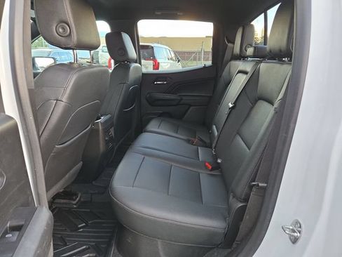 Used 2023 GMC Canyon Elevation w/ Elevation Premium Package AWD/4WD image 29