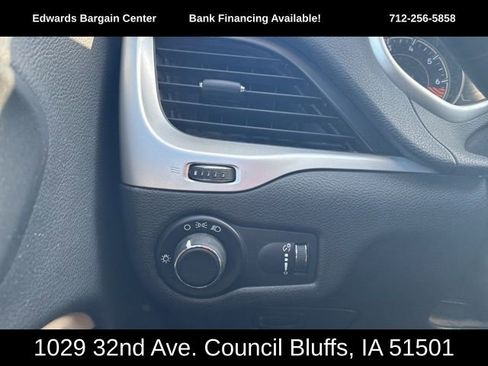 Used 2015 Jeep Cherokee Sport image 19