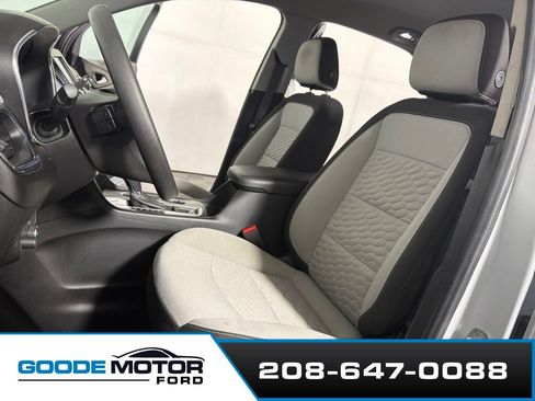Used 2020 Chevrolet Equinox LS w/ LS Convenience Package FWD image 10