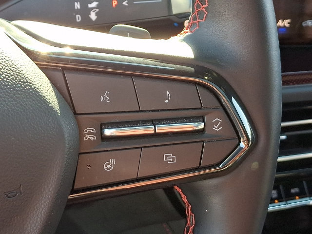 Used 2026 Chevrolet Traverse RS AWD/4WD image 8
