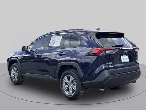 Used 2024 Toyota RAV4 XLE AWD/4WD image 5