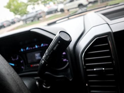 Used 2019 Ford F250 XLT AWD/4WD image 25
